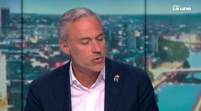 Jeudi en Prime : Yvan Verougstraete sur l'incapacité de l'État fédéral face à Donald Trump au Moyen-Orient.