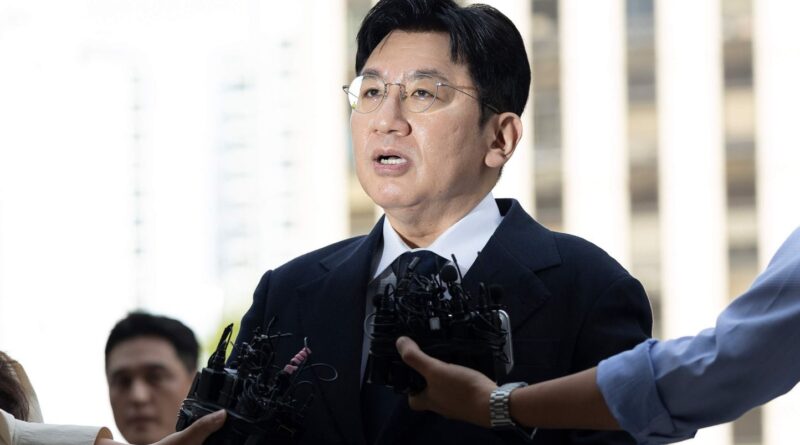 K-Pop : Le producteur de BTS aurait empoché 115 millions d'euros grâce à un délit d'initié