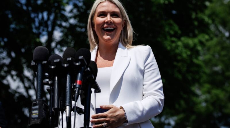 Karoline Leavitt, porte-parole de la Maison-Blanche, part en congé maternité.