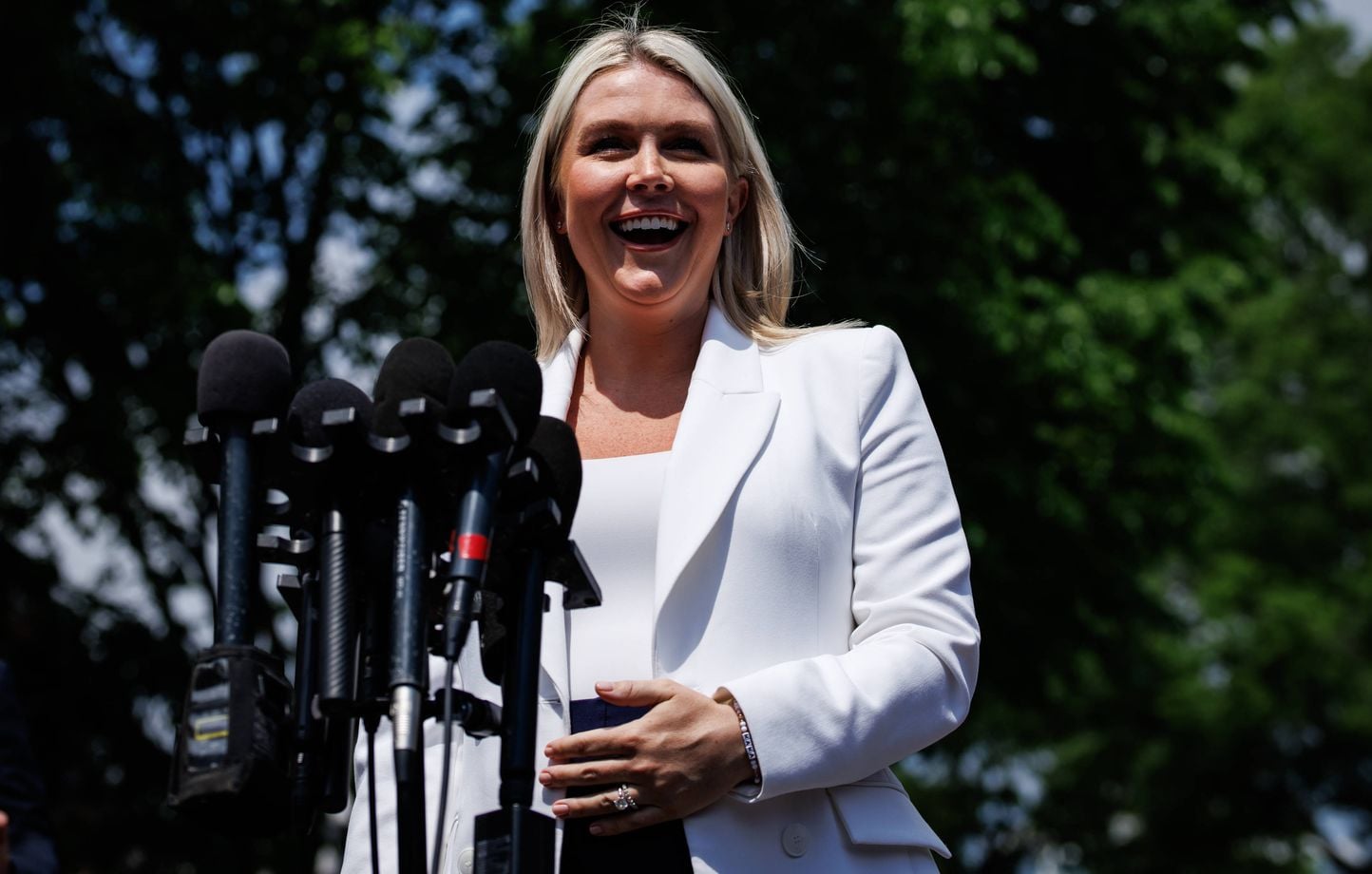 Karoline Leavitt, porte-parole de la Maison-Blanche, part en congé maternité.