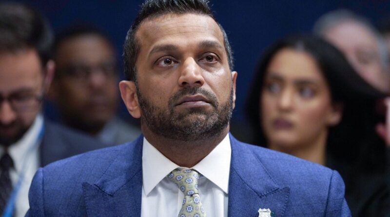 Kash Patel dépose une plainte en diffamation contre le FBI.