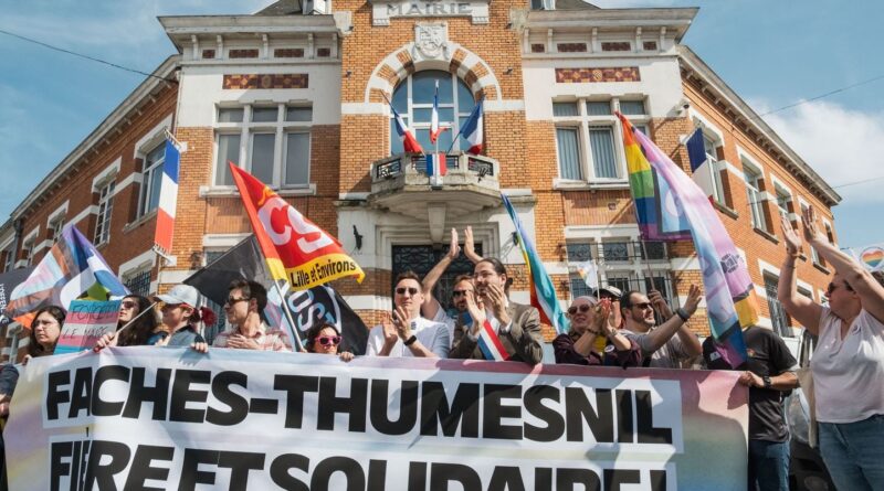 La marche des fiertés a lieu dans cette ville du Nord malgré l'annulation.