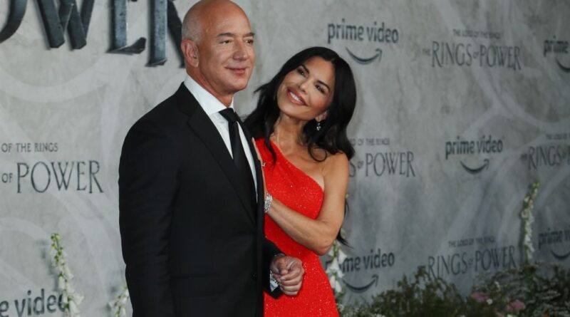 Lauren Sanchez veut avoir « un bébé » avec Jeff Bezos.