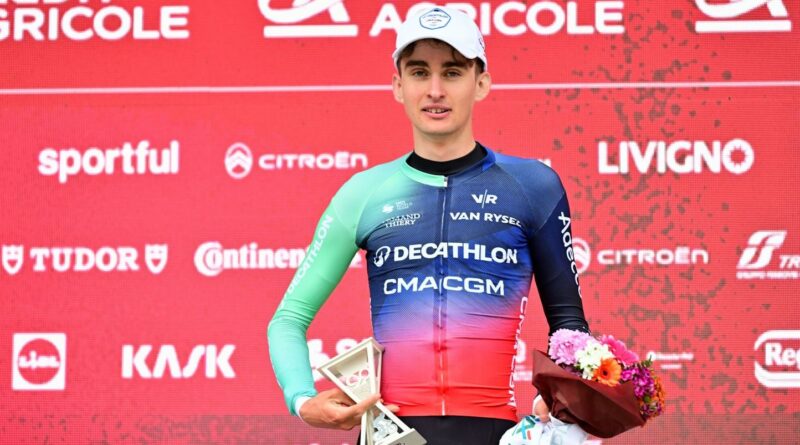 « Le nouveau Pogacar est déjà là » : la presse européenne réagit après le chrono de Paul Seixas.