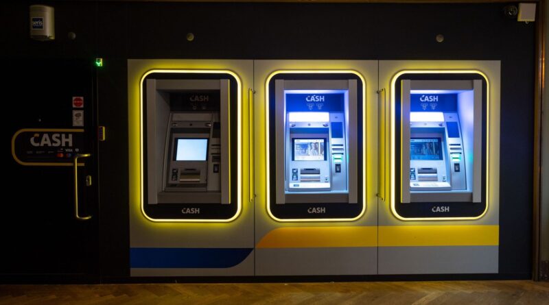 Le problème de retrait d'argent aux automates CASH est résolu.