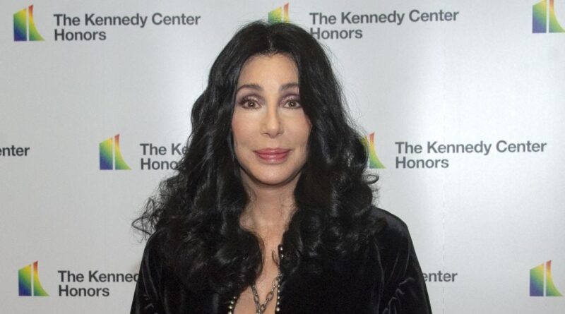 Le secret de famille qui a laissé Cher « sans voix » découvert.