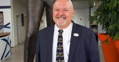 Le vice-président du CNOSF démissionne après avoir revendu des objets des JO 2024.