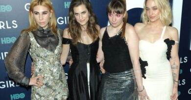 Lena Dunham révèle des secrets sur « Girls » dans son autobiographie.