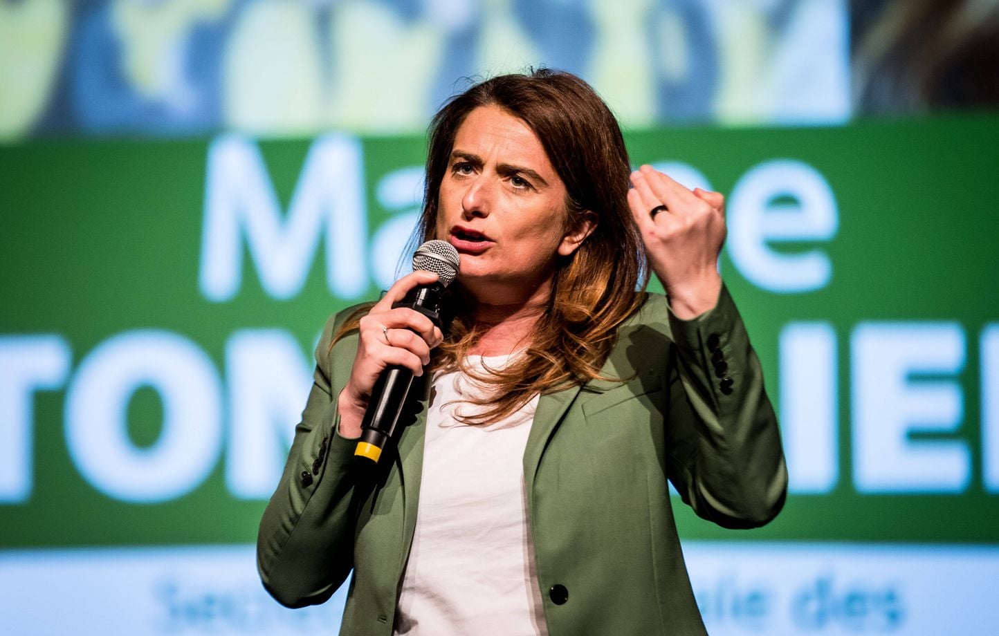 Les Ecologistes : Marine Tondelier face à une fronde interne.