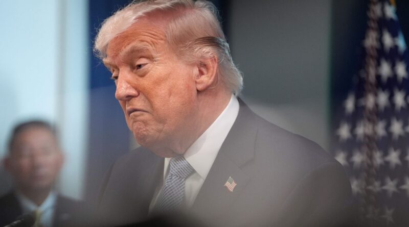 Les propos de Trump sur l'Iran relancent le débat sur sa santé mentale.