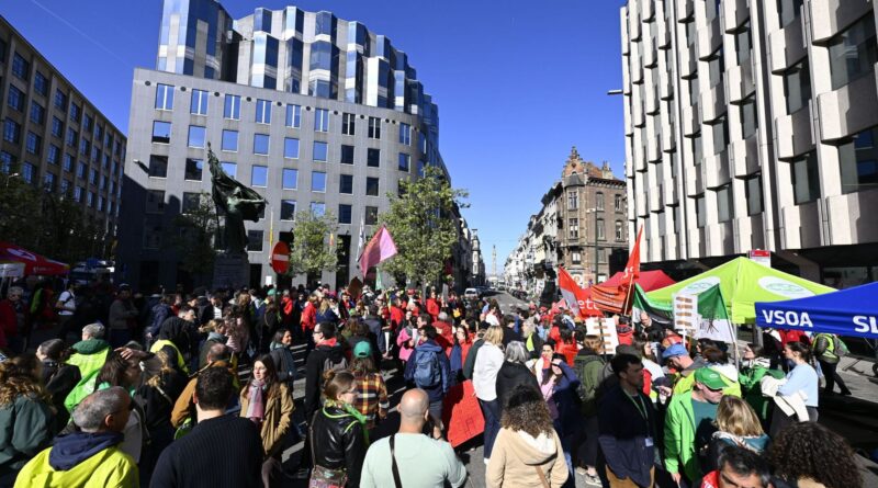 Les syndicats manifesteront le 9 avril contre l'austérité FWB.