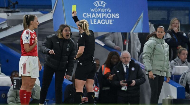 Ligue des champions : Sonia Bompastor ne critique pas l'arbitrage et le VAR.