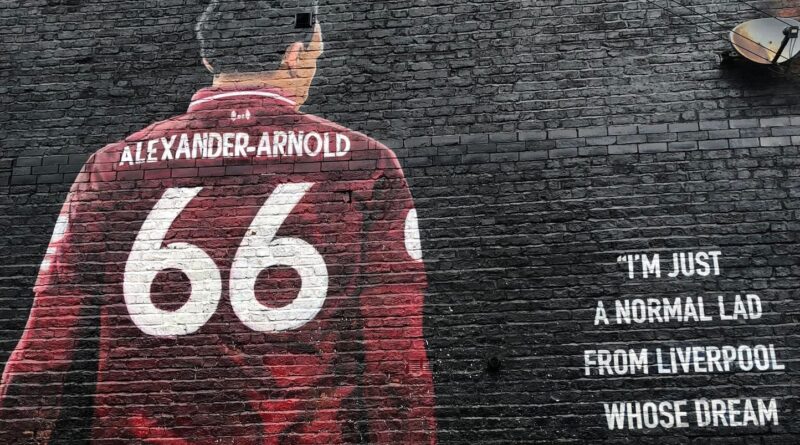 Liverpool - PSG : Les fresques emblématiques d'Anfield révélées