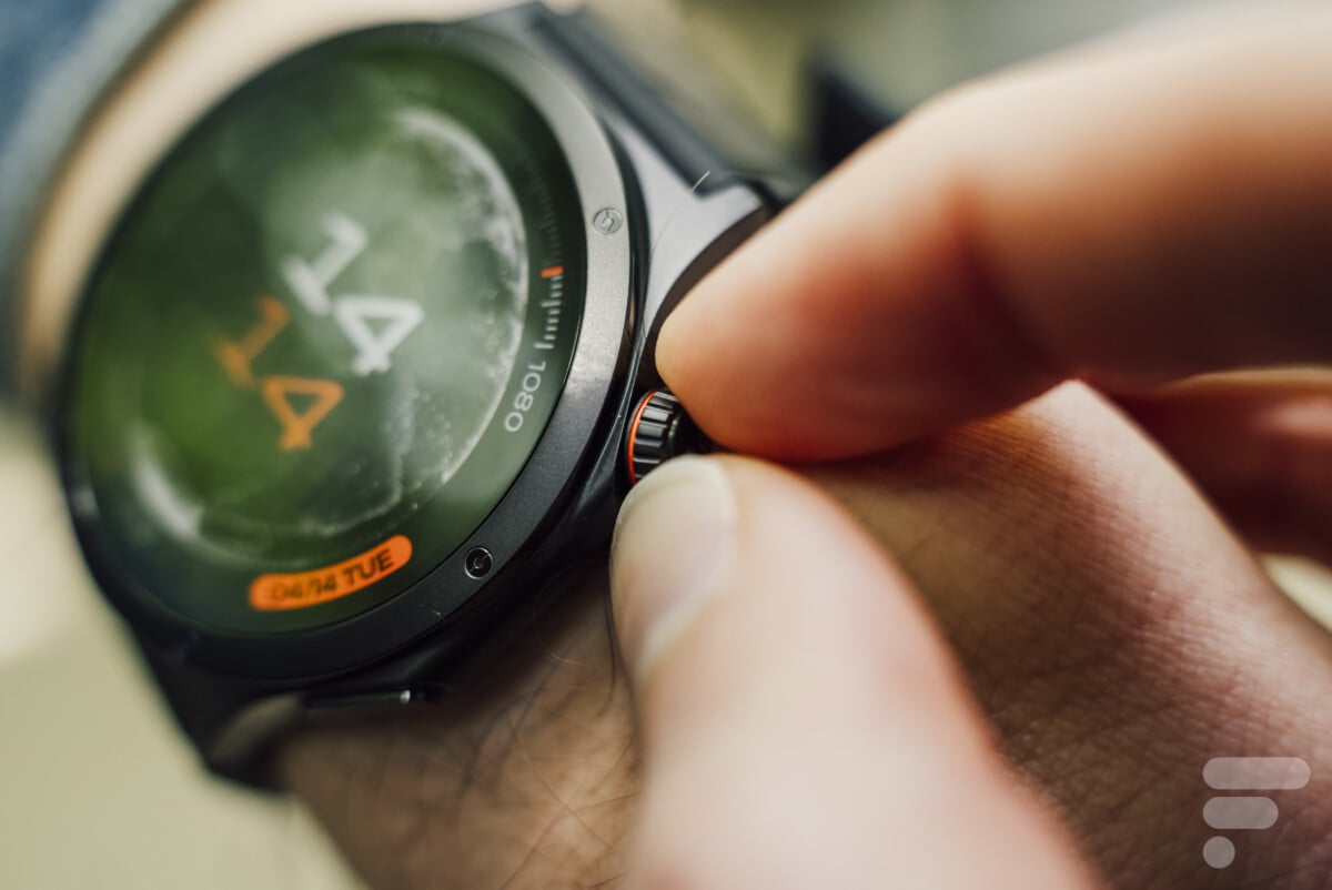 La couronne de l'Oppo Watch X3