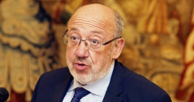 Louis Michel : l'ONU et le droit international ne restent pas indispensables.