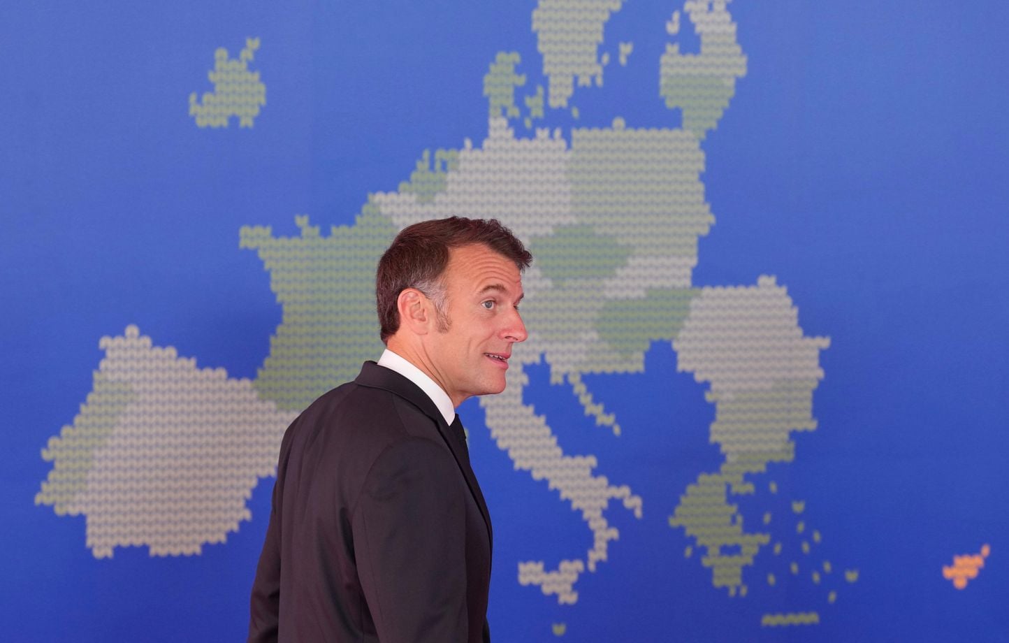 Macron parle d'un « moment unique » avec Trump, Xi Jinping et Poutine « farouchement opposés aux Européens »