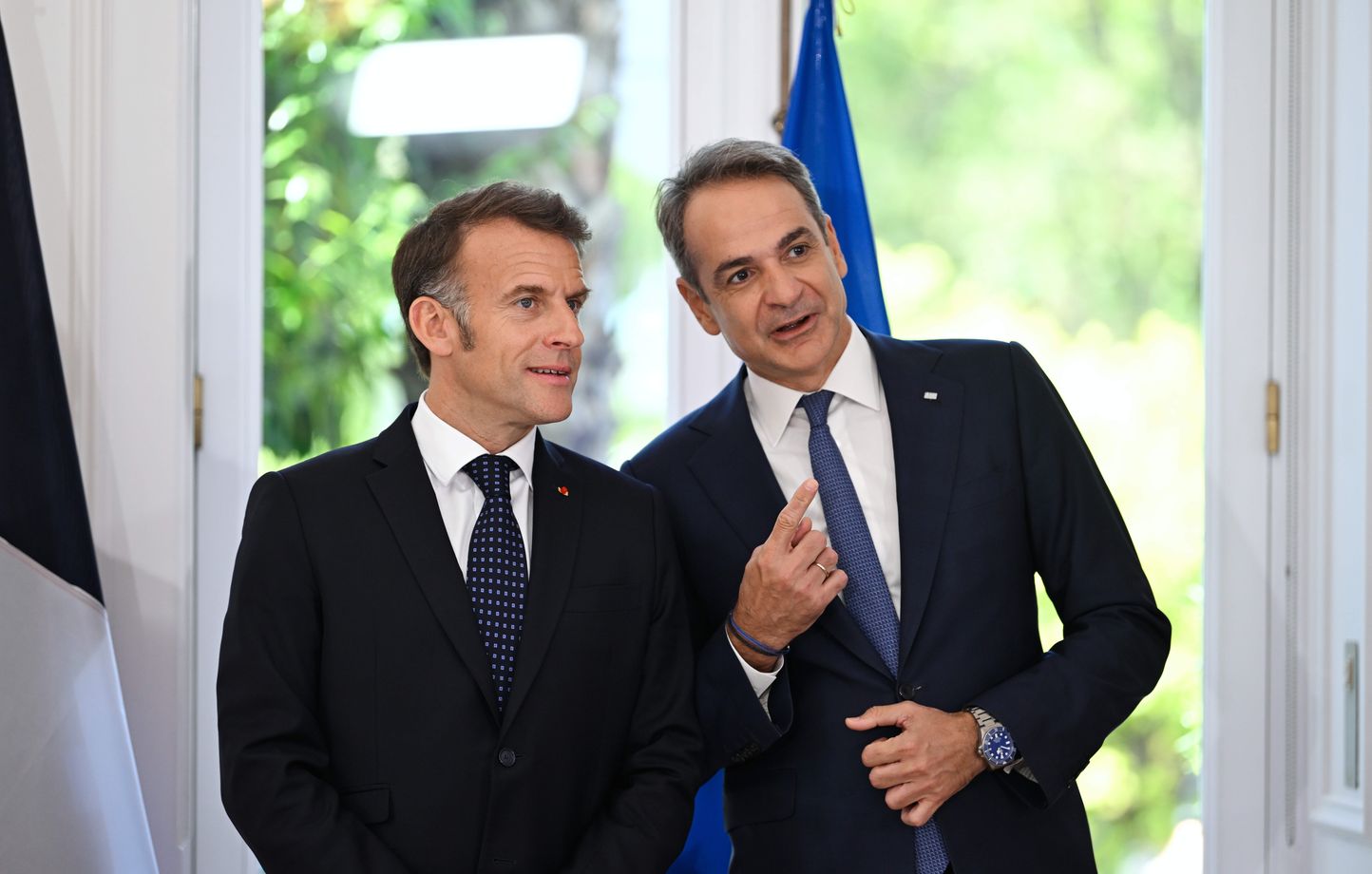 Macron se dit confiant en l’assistance mutuelle de l’UE face à une attaque.