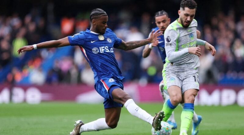 Manchester City : Guardiola impressionné par Cherki, « Des passes que personne ne voit »