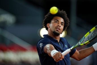 Masters 1000 de Madrid : Arthur Fils promet « une bonne bataille » contre Jannik Sinner en demi-finale