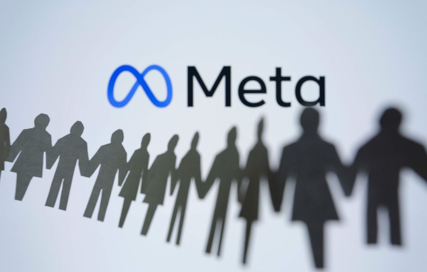 Meta va licencier 8.000 personnes, représentant 10 % des effectifs.