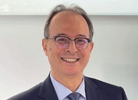 Mohamed El Habib Belkouch souligne la coopération entre la Délégation interministérielle et ses partenaires internationaux.