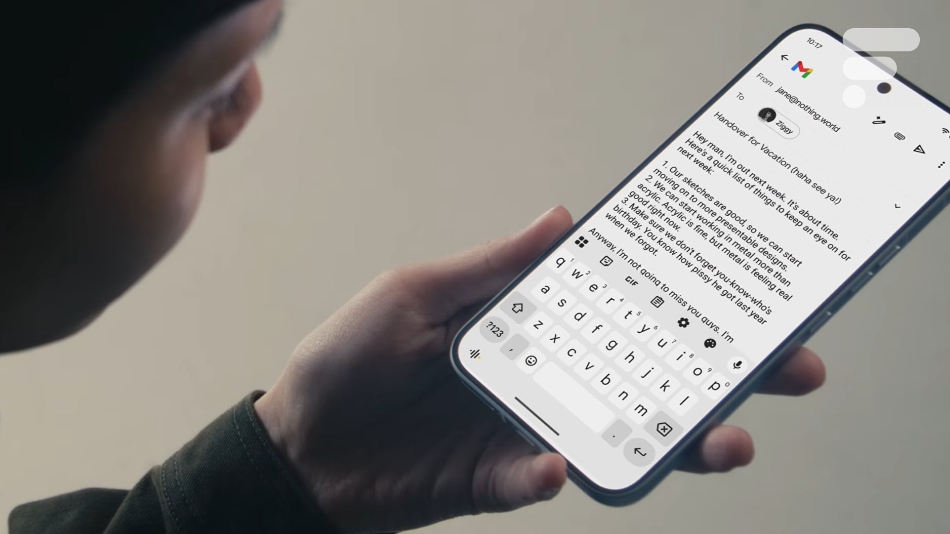 Un mail dicté à l'aide d'Essential Voice de Nothing