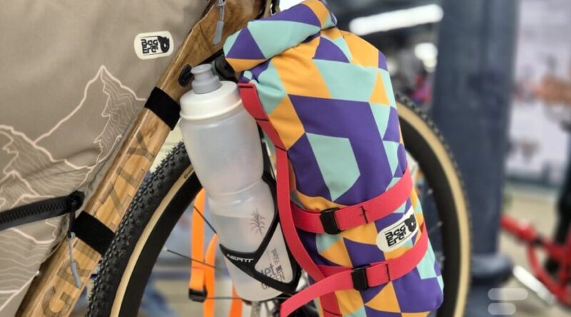 Nouvelles sacoches vélo : ultra personnalisables, réparables et artisanales.