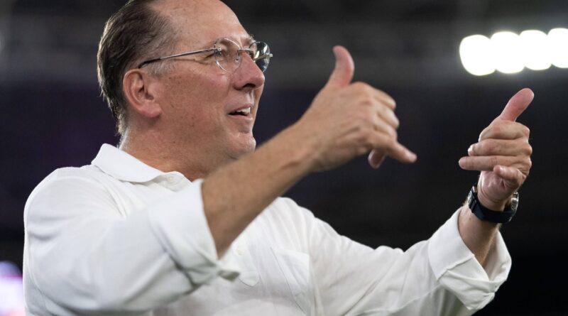 OLÂ : John Textor en conflit avec Lyon, Botafogo demande 125 millions d'euros