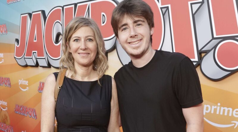 Oscar Bruel, fils de Patrick Bruel et Amanda Sthers, publie un livre.