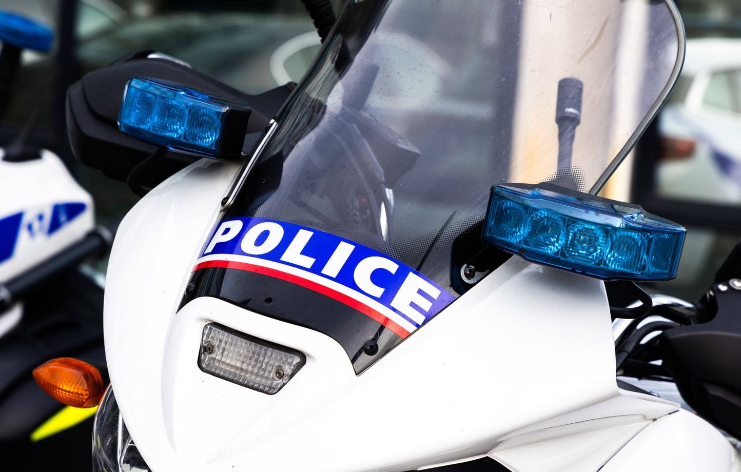 Paris : Un animateur de Skyrock simule une identité policière près de l'Élysée