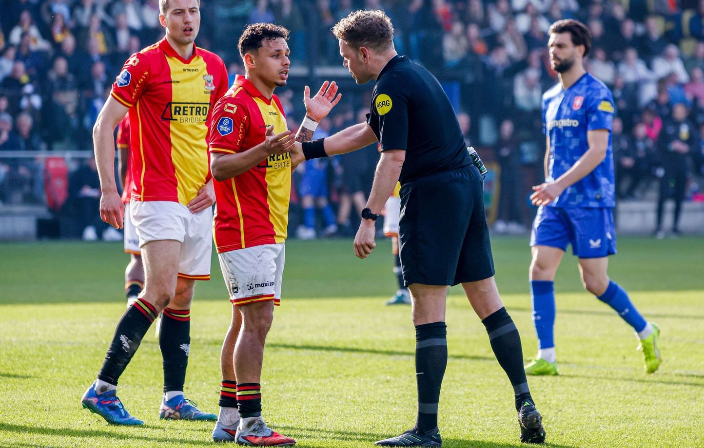Pays-Bas : 133 matchs d'Eredivisie en danger à cause de joueurs binationaux