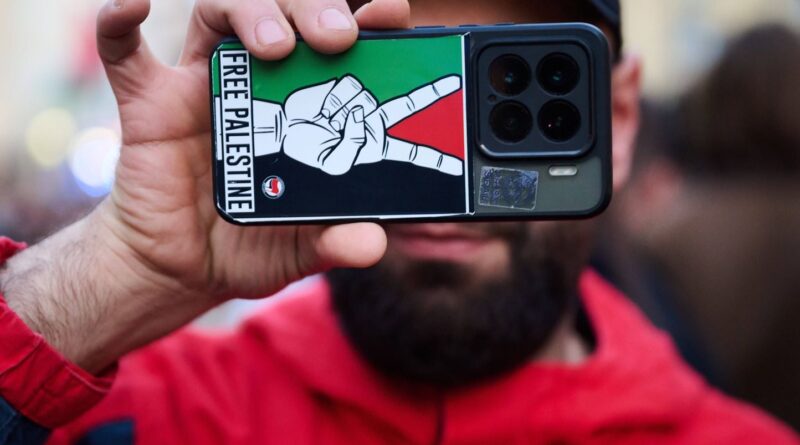 Peut-on afficher des messages politiques au travail ?