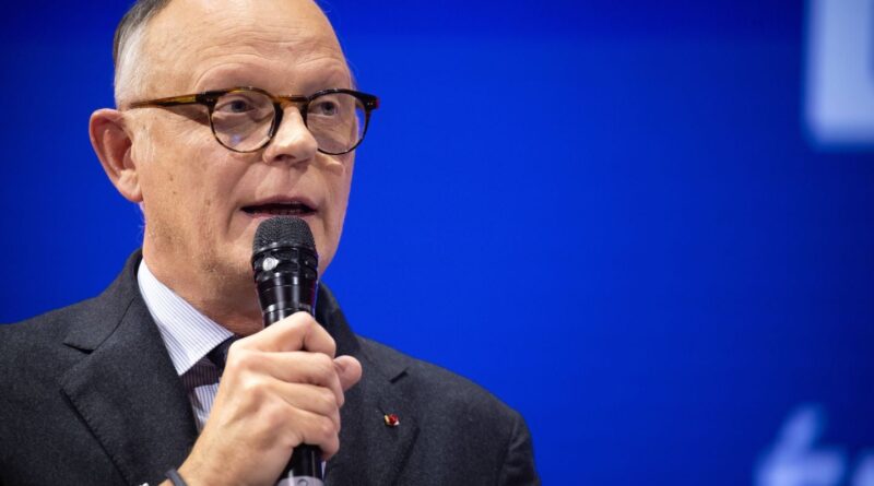 Présidentielle 2027 : Philippe progresse dans les sondages, derrière Bardella et Le Pen