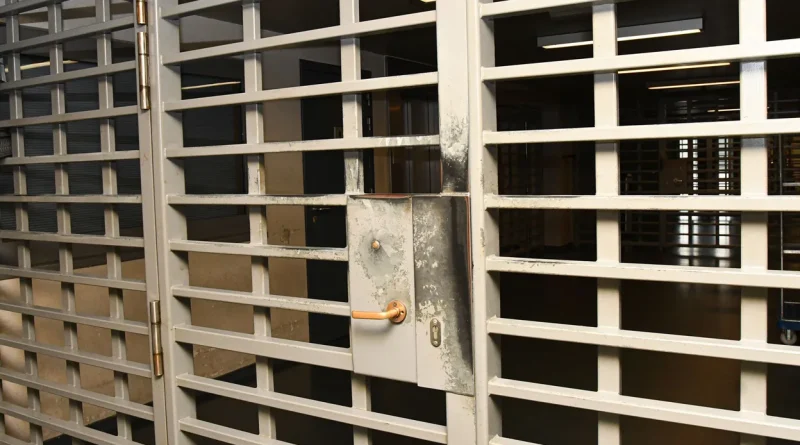 QRÂ : moins de femmes en prison, quelles conditions de détention ?