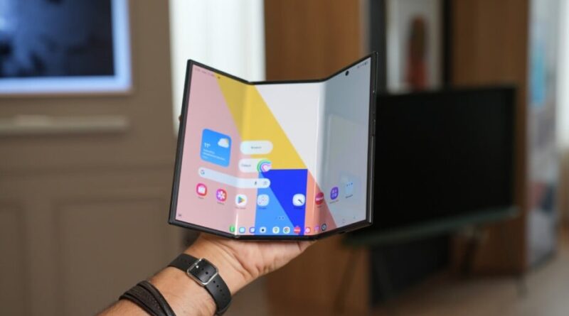 Retour du Galaxy Z TriFold : dernière chance d'obtenir le smartphone à trois écrans.