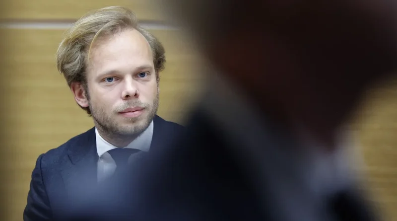 Révélations ou manipulations ? Enquête sur l'audiovisuel public en France