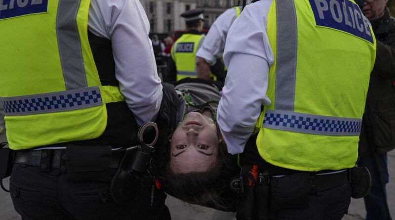 Royaume-Uni : Plus de 500 arrestations durant une manifestation pour Palestine Action.
