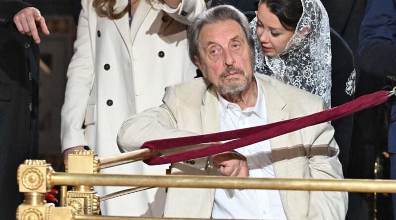 Russie : Le père d'Elon Musk soutient des Afrikaners « persécutés » à la Trump