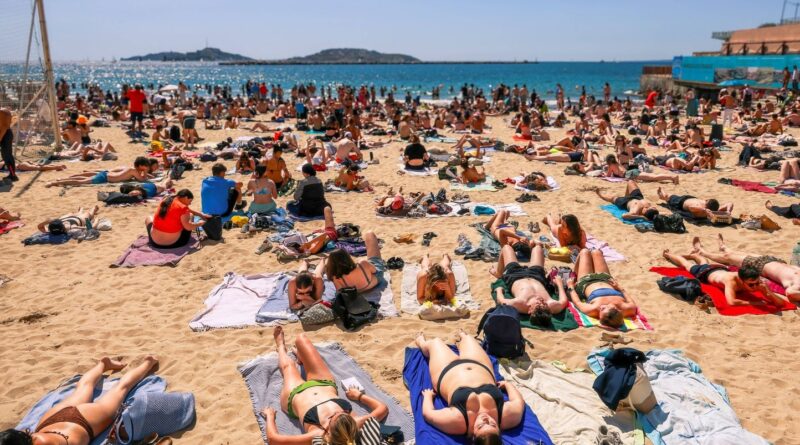 S’exposer au soleil, une cure de jouvence ? Pas vraiment…