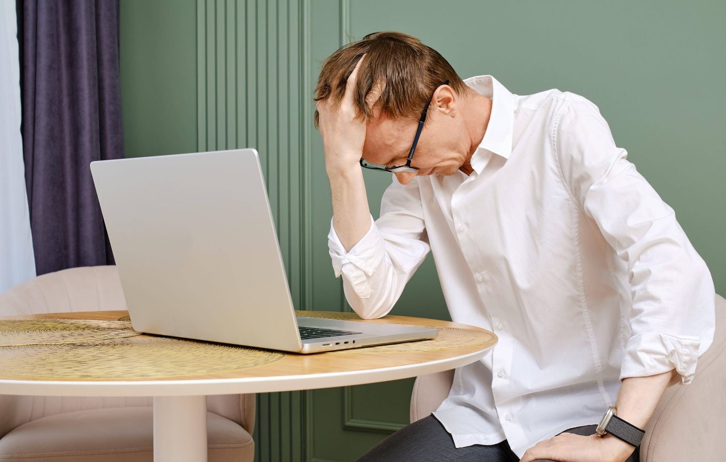 Stress et harcèlement : les risques psychosociaux menacent la vie des travailleurs