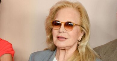 Sylvie Vartan révèle sa deuxième grossesse avec Johnny Hallyday
