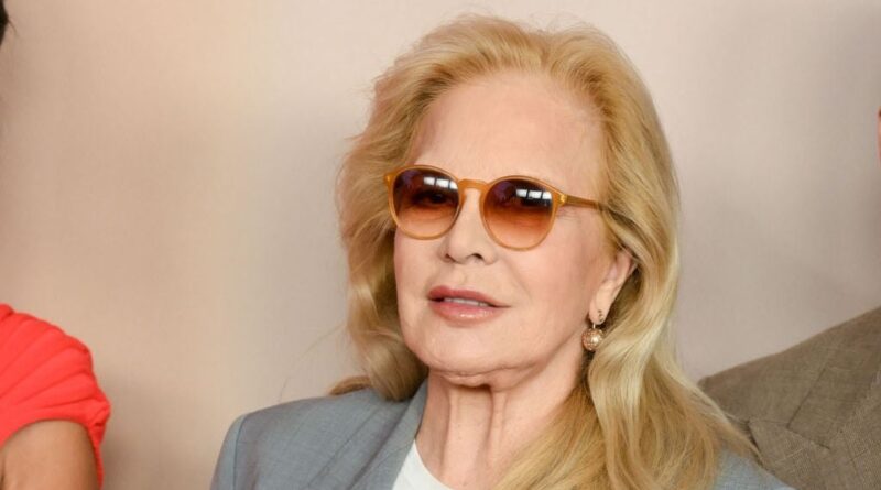 Sylvie Vartan révèle sa deuxième grossesse avec Johnny Hallyday