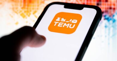 Temu : Une cliente reçoit une serviette avec sa photo commandée