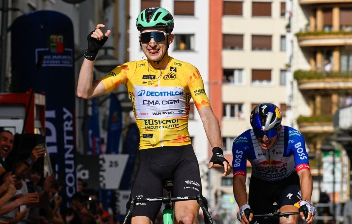 Tour du Pays basque : Paul Seixas remporte l'étape et vise l'histoire
