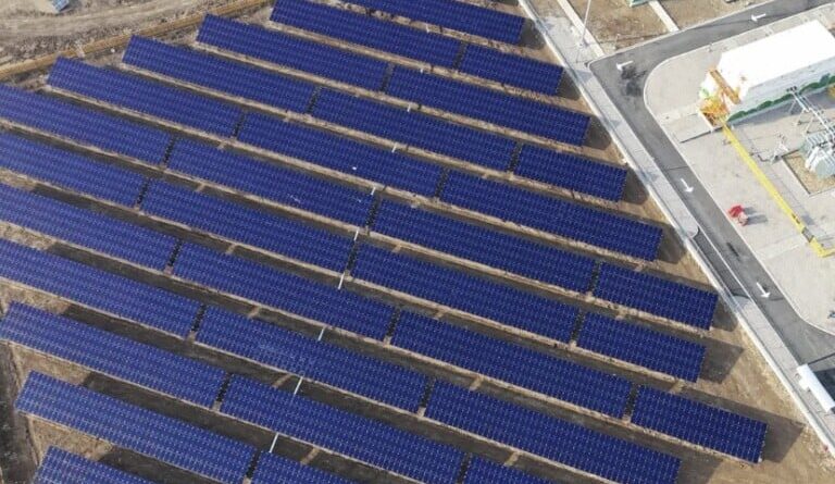 Un « échafaudage moléculaire » : une solution inattendue pour les panneaux solaires.