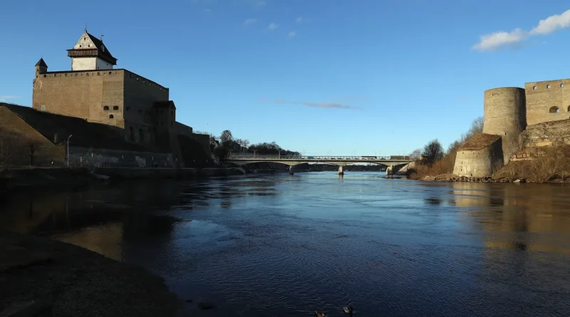 Un jour, une carte : Narva, la "république populaire" pro-russe en Estonie ?
