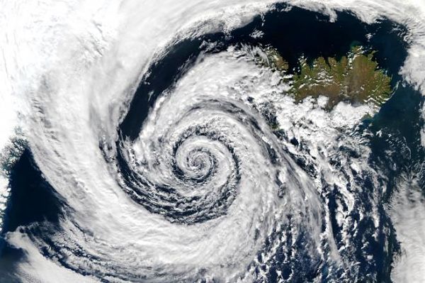 Une dépression Tunisie-Italie entraîne neige et baisse des températures.