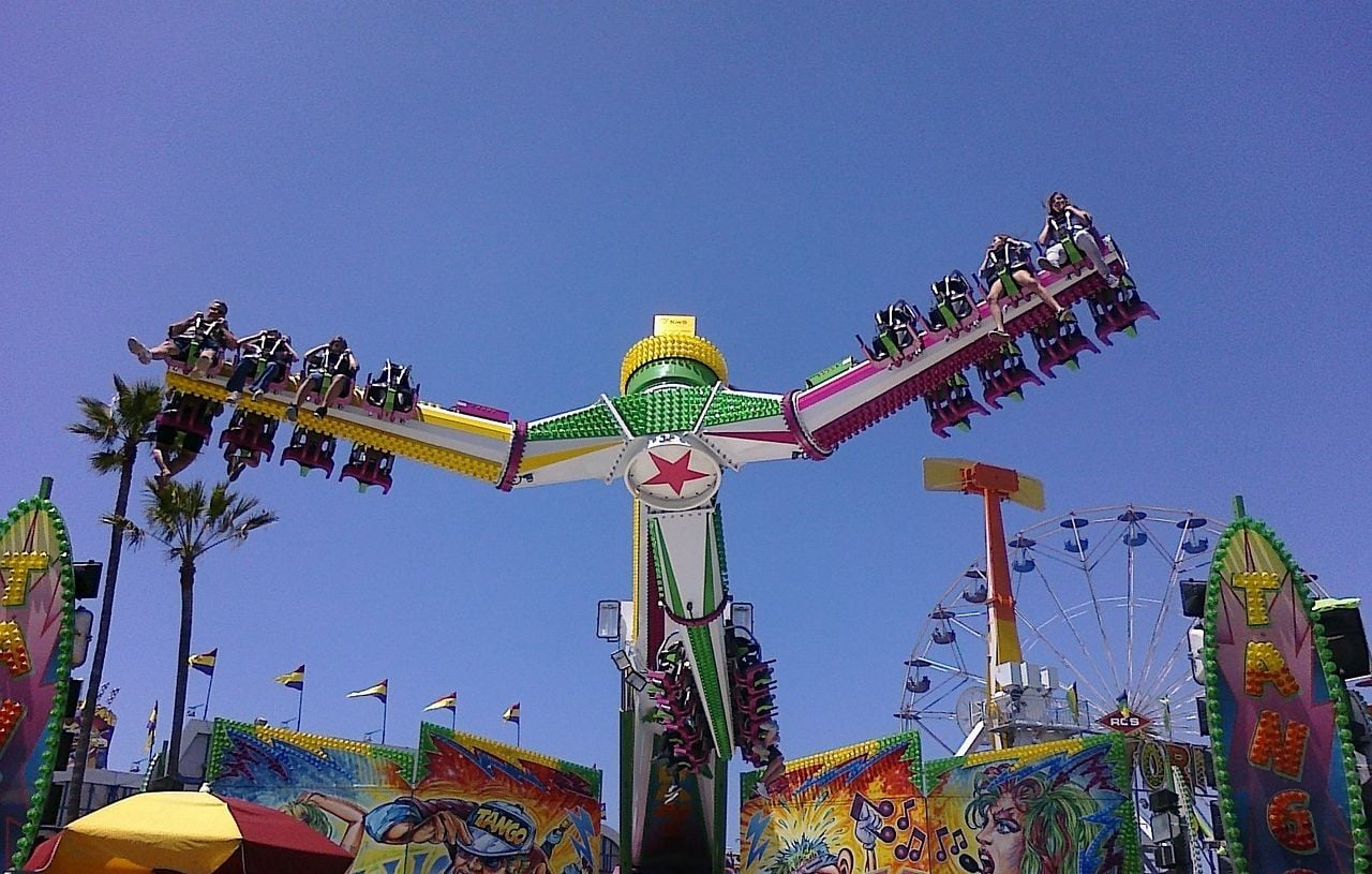 Une employée de 24 ans meurt après 5 heures coincée dans une attraction.