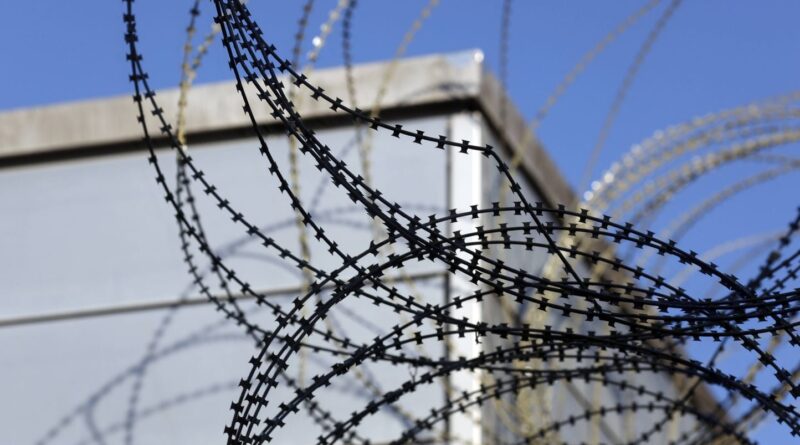 Une femme en Algérie, deux condamnés pour terrorisme : les Français dans la peine de mort.