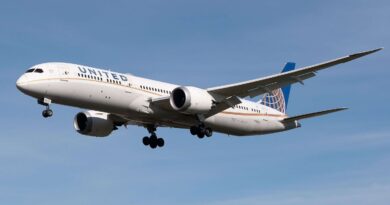 United Airlines ne prévoit pas de baisse de ses prix face à la flambée du pétrole.